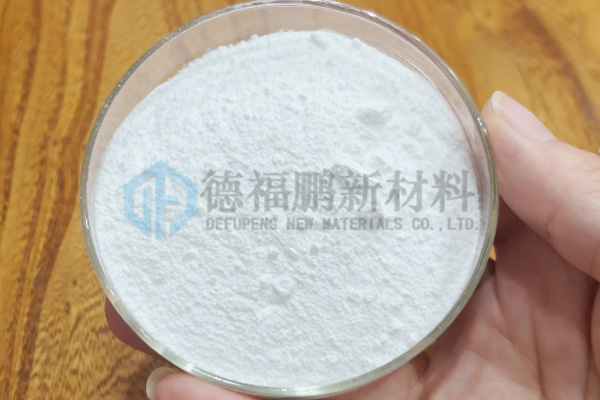 六方氮化硼：多功能材料的性能与应用